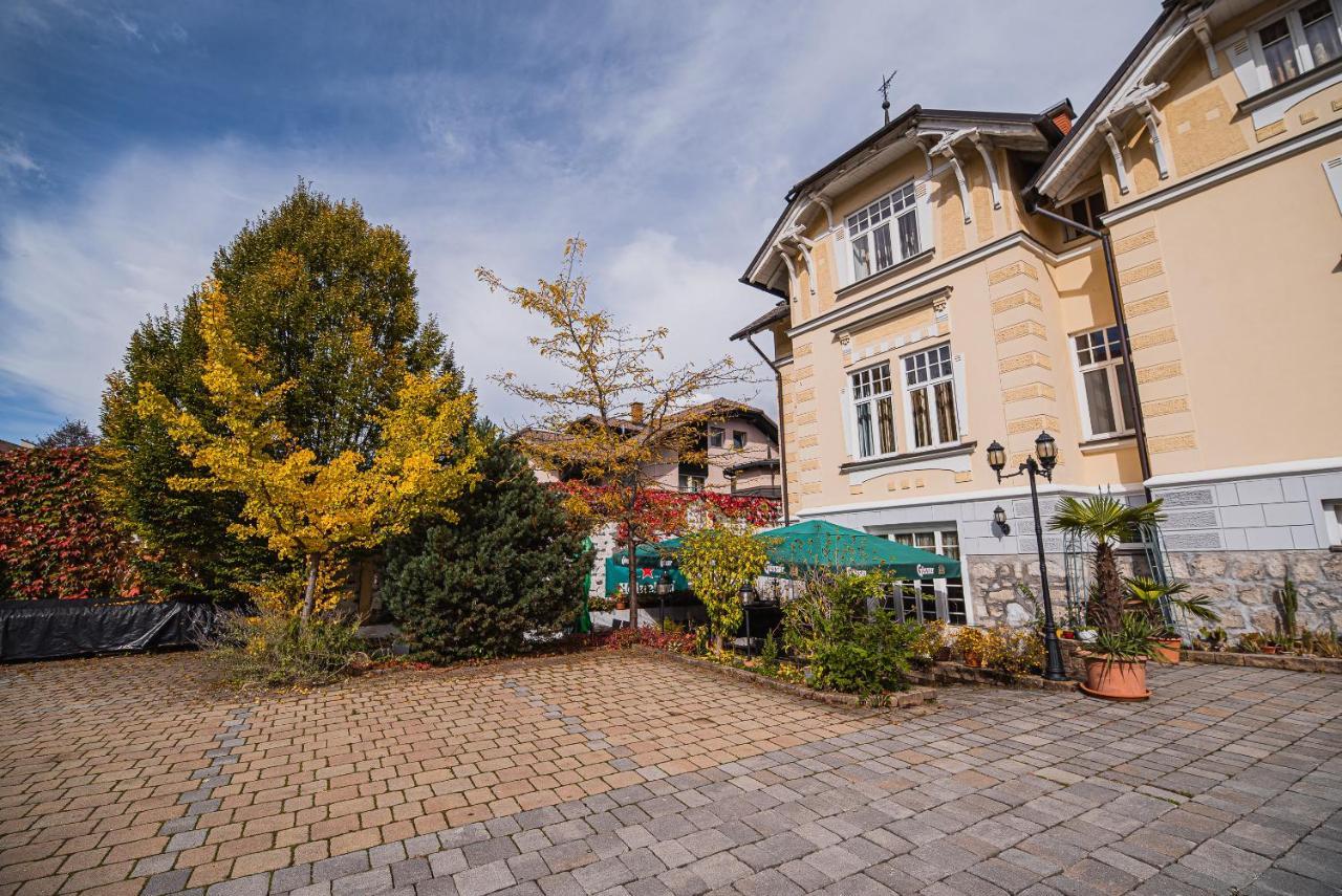 Guest House Veronika Kocevje Ngoại thất bức ảnh